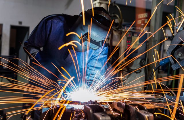 shutterstock_791080666-min Steel pipe welder - service provided at Youngstown Pipe & Steel